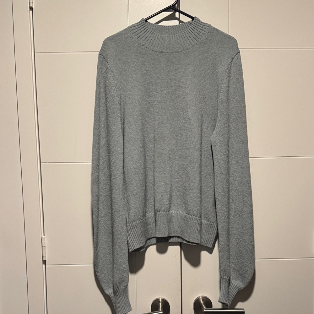 COS Soft Turtleneck Sweater - US L